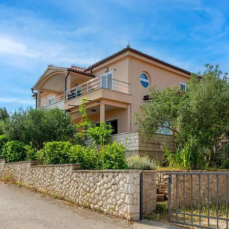 Gorgeous In With Wifi