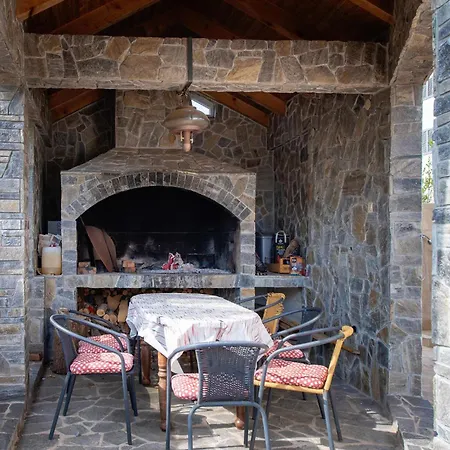 Apartamento Gorgeous In With Wifi Ražanj