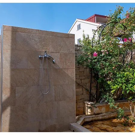 Gorgeous In With Wifi