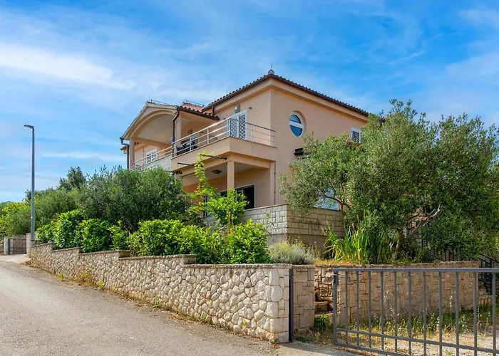 Gorgeous In With Wifi